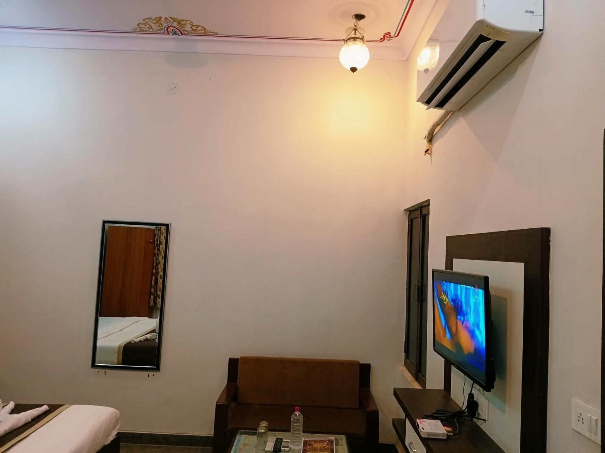 Hotel Mewad Haveli Pushkar Exterior photo